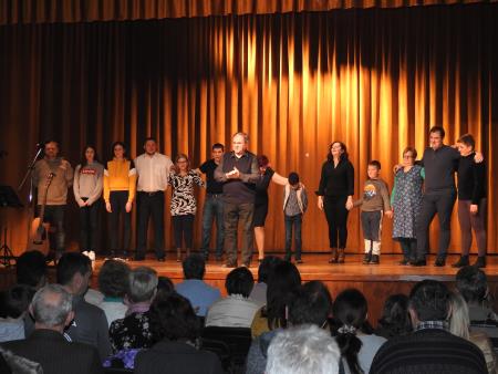 Dramska sekcija KD Cven, organizirala Veseli večer tudi v Domu kulture Razkrižje 42